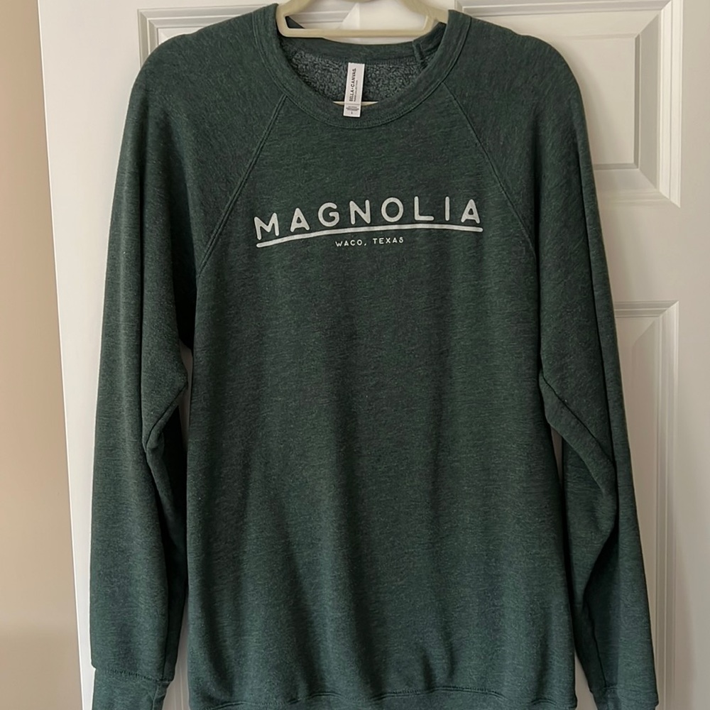 Magnolia Waco, TX Green Sweatshirt